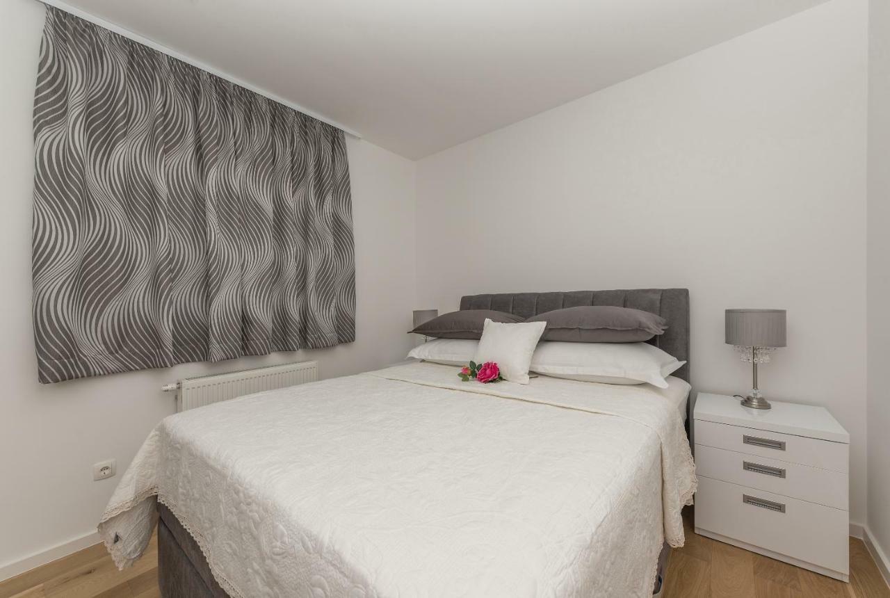 마카르스카 Penthouse Nikola 아파트 외부 사진