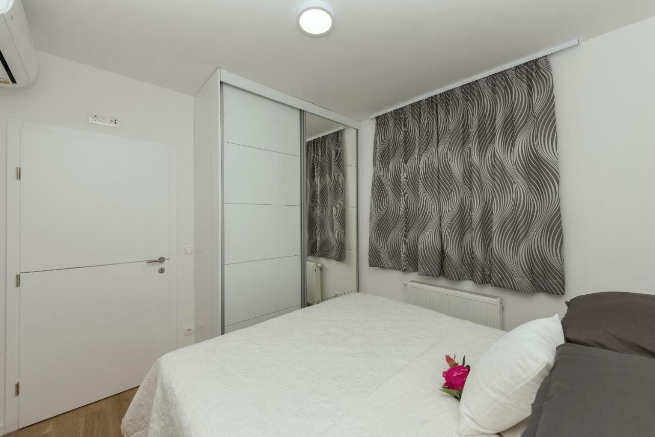 마카르스카 Penthouse Nikola 아파트 외부 사진